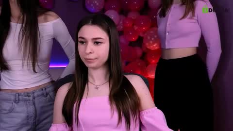 Kaisy online show from February 15, 2026, 10:58 am