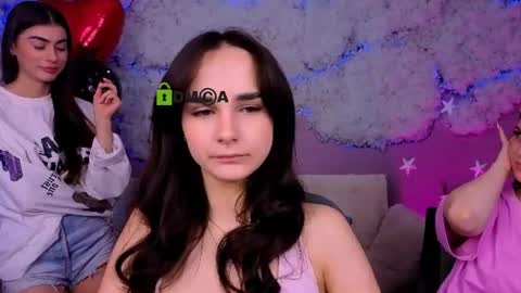 Kaisy online show from June 20, 2026, 1:58 pm