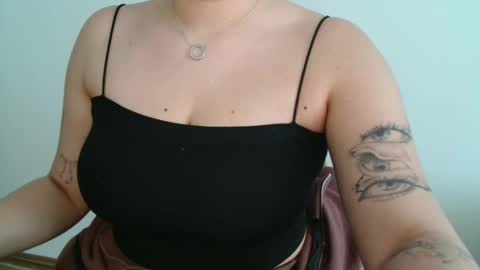 Kaitlin online show from March 18, 2026, 11:02 am