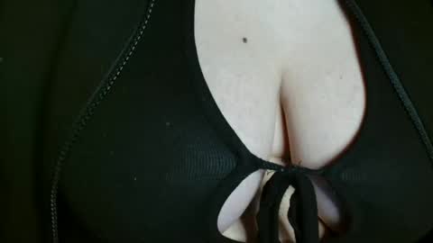 Snapshot of kaitlin_kk chatting on April 14, 2026, 10:10 am Kaitlin online show from April 14, 2026, 10:10 am