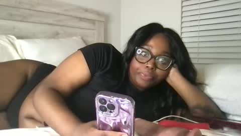 Snapshot of kaitlyncamsx chatting on February 5, 2025, 6:56 am kaitlyncamsx online show from February 5, 2025, 6:56 am