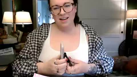 kaitrosss online show from March 28, 2026, 7:24 pm