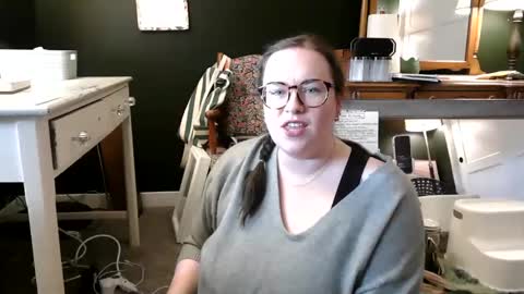 kaitrosss online show from April 27, 2026, 6:50 pm