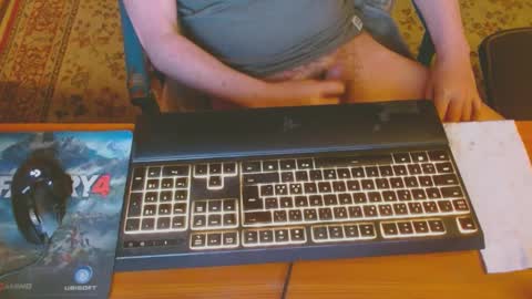 Snapshot of kaiuty chatting on January 3, 2025, 12:00 am Leon online show from January 3, 2025, 12:00 am