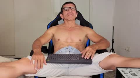 Snapshot of kale_19 chatting on June 27, 2026, 2:05 am Kale online show from June 27, 2026, 2:05 am