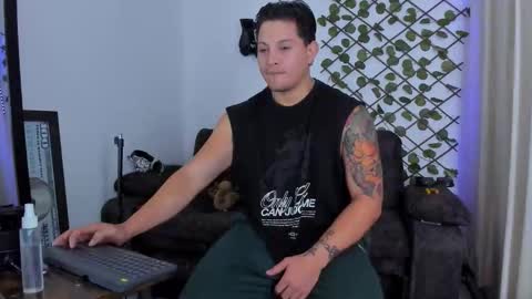 Kaledd musclees room Master online show from September 12, 2025, 6:41 pm