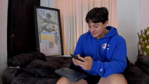 Kaledd musclees room Master online show from November 8, 2025, 5:34 pm