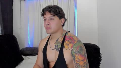 Kaledd musclees room Master online show from February 3, 2026, 4:32 am