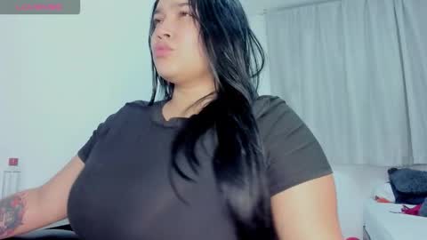 Snapshot of kali_sweet chatting on October 23, 2025, 2:33 am AndreaLactating online show from October 23, 2025, 2:33 am