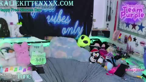 Snapshot of kaliekitten chatting on July 11, 2026, 11:06 pm KalieKitten online show from July 11, 2026, 11:06 pm