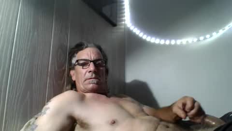 kalifornia91666 online show from October 9, 2025, 2:37 pm