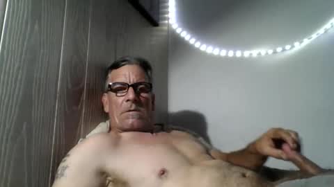 kalifornia91666 online show from October 31, 2025, 9:38 pm