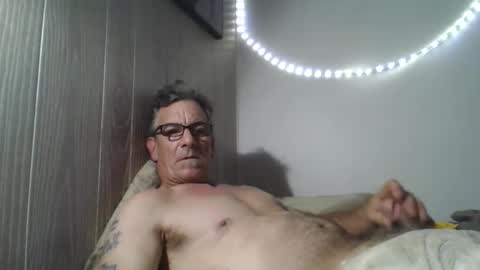 kalifornia91666 online show from November 28, 2025, 4:26 am