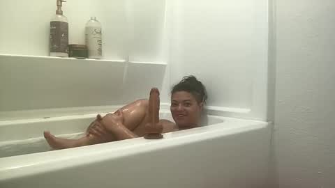 Snapshot of kalinature chatting on January 15, 2026, 8:45 pm kalinature online show from January 15, 2026, 8:45 pm