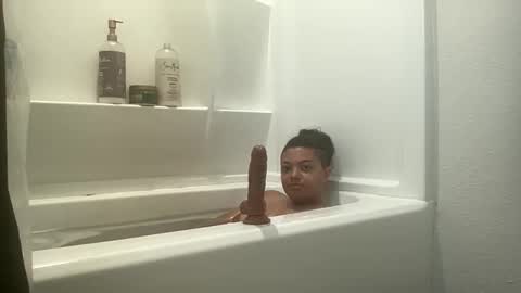 Snapshot of kalinature chatting on January 16, 2026, 11:53 pm kalinature online show from January 16, 2026, 11:53 pm