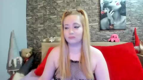 Snapshot of kalindahot chatting on February 14, 2025, 7:23 pm kalindahot online show from February 14, 2025, 7:23 pm