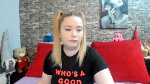 Snapshot of kalindahot chatting on October 12, 2025, 6:07 pm kalindahot online show from October 12, 2025, 6:07 pm