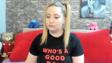 kalindahot online show from November 15, 2025, 11:10 pm