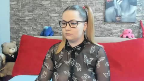 kalindahot online show from May 2, 2026, 6:02 pm