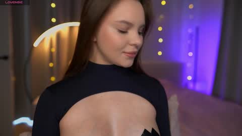 Please call me Kalisa online show from February 13, 2025, 11:06 am
