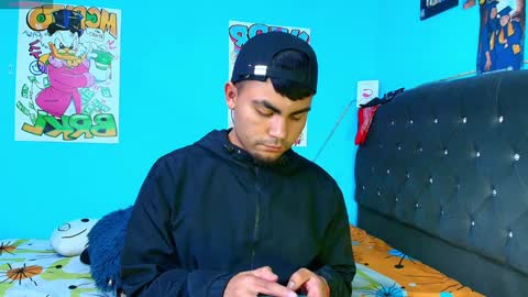Snapshot of kalivan_voinesscu chatting on February 7, 2025, 6:45 am K A L I online show from February 7, 2025, 6:45 am