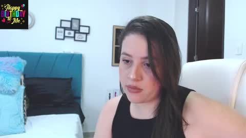 Kamilalopez online show from February 9, 2025, 11:25 pm