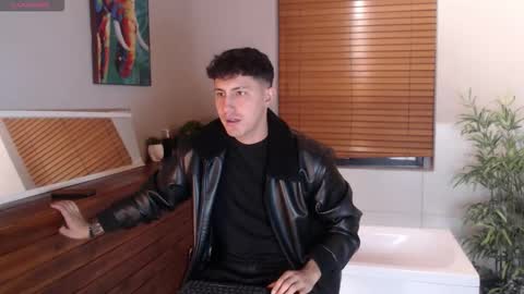 jhon online show from March 12, 2026, 12:11 pm