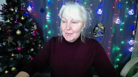 Snapshot of kamaliasim chatting on December 7, 2024, 7:21 pm KamaliaSim online show from December 7, 2024, 7:21 pm