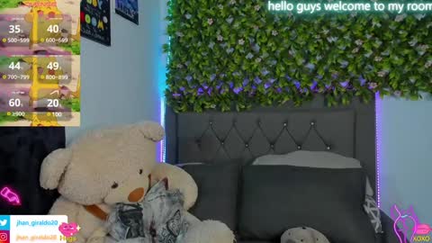 camilo  independent model online show from December 1, 2024, 4:40 pm