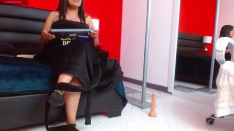 Kami online show from March 10, 2025, 11:27 pm