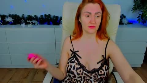 kamilahot25 online show from January 10, 2025, 2:02 pm
