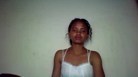 kamillah69 online show from November 12, 2025, 10:09 pm