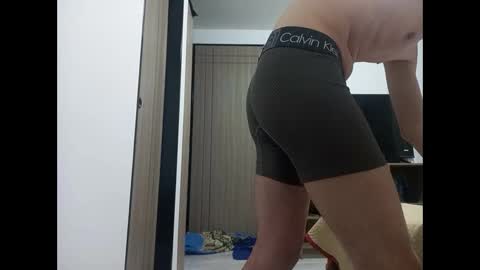 kamilo24 online show from December 3, 2024, 8:27 am