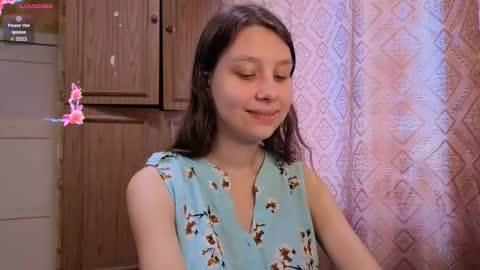 Mari  Simmons online show from November 29, 2025, 8:17 am