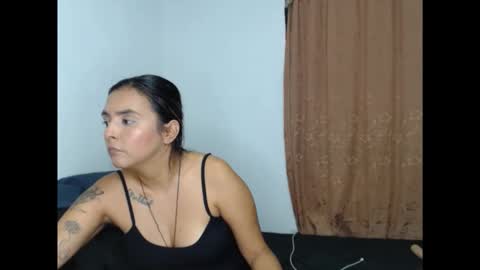 Snapshot of kammy_cami chatting on April 22, 2026, 3:13 pm kammy y camila online show from April 22, 2026, 3:13 pm