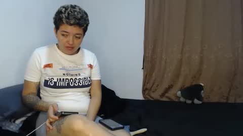 Snapshot of kammy_cami chatting on April 24, 2026, 12:40 pm kammy y camila online show from April 24, 2026, 12:40 pm