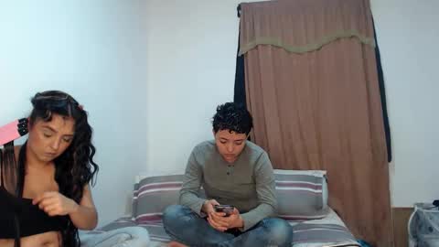 Snapshot of kammy_cami chatting on May 11, 2026, 4:04 pm kammy y camila online show from May 11, 2026, 4:04 pm