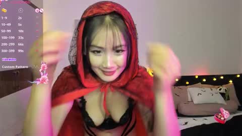 Snapshot of kamyelia chatting on October 23, 2025, 9:24 pm Kamy   THX for  THUMBS UP online show from October 23, 2025, 9:24 pm