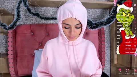 hello  Im Danni online show from December 30, 2024, 8:32 am