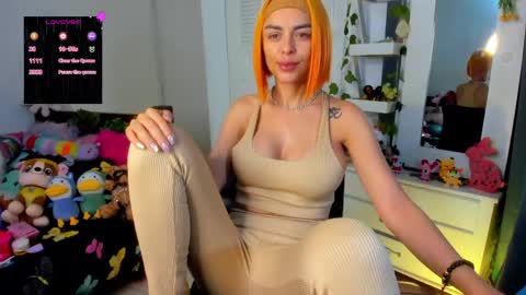 hello  Im Danni online show from April 24, 2026, 1:35 pm