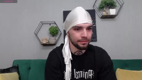 Snapshot of kanehunter chatting on April 12, 2026, 9:53 pm Kane online show from April 12, 2026, 9:53 pm