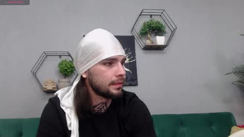 Snapshot of kanehunter chatting on April 14, 2026, 4:13 pm Kane online show from April 14, 2026, 4:13 pm