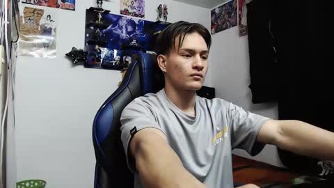 Snapshot of kanekixxxhot chatting on September 18, 2025, 3:25 pm andres online show from September 18, 2025, 3:25 pm