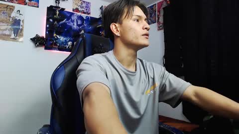 Snapshot of kanekixxxhot chatting on October 3, 2025, 4:26 pm andres online show from October 3, 2025, 4:26 pm