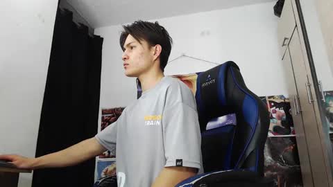 Snapshot of kanekixxxhot chatting on November 18, 2025, 1:26 pm andres online show from November 18, 2025, 1:26 pm