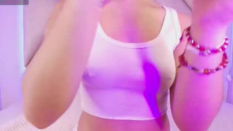 Cami online show from September 12, 2025, 12:05 pm