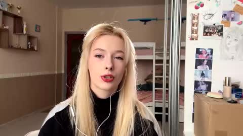 kaneshacurbelo online show from February 9, 2026, 7:56 am