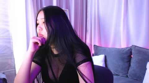 Rina online show from April 1, 2026, 1:28 am