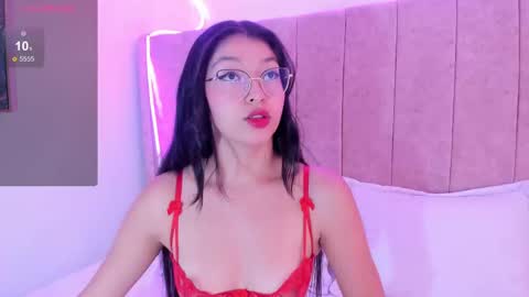 Kaori online show from March 11, 2025, 3:23 pm