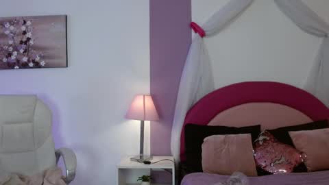 kaoryy_1 online show from May 7, 2026, 11:26 am